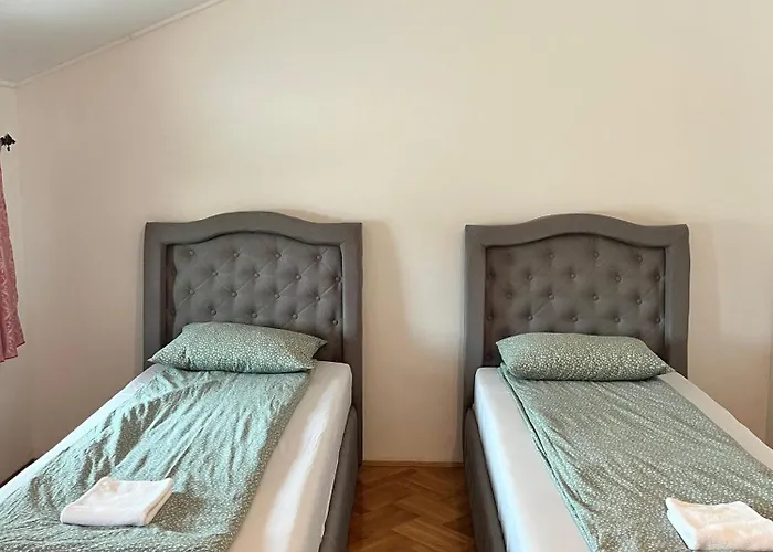 Villa Holiday فيلة